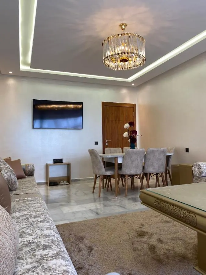 אגאדיר Cozy Appartement With Swimming Pool
